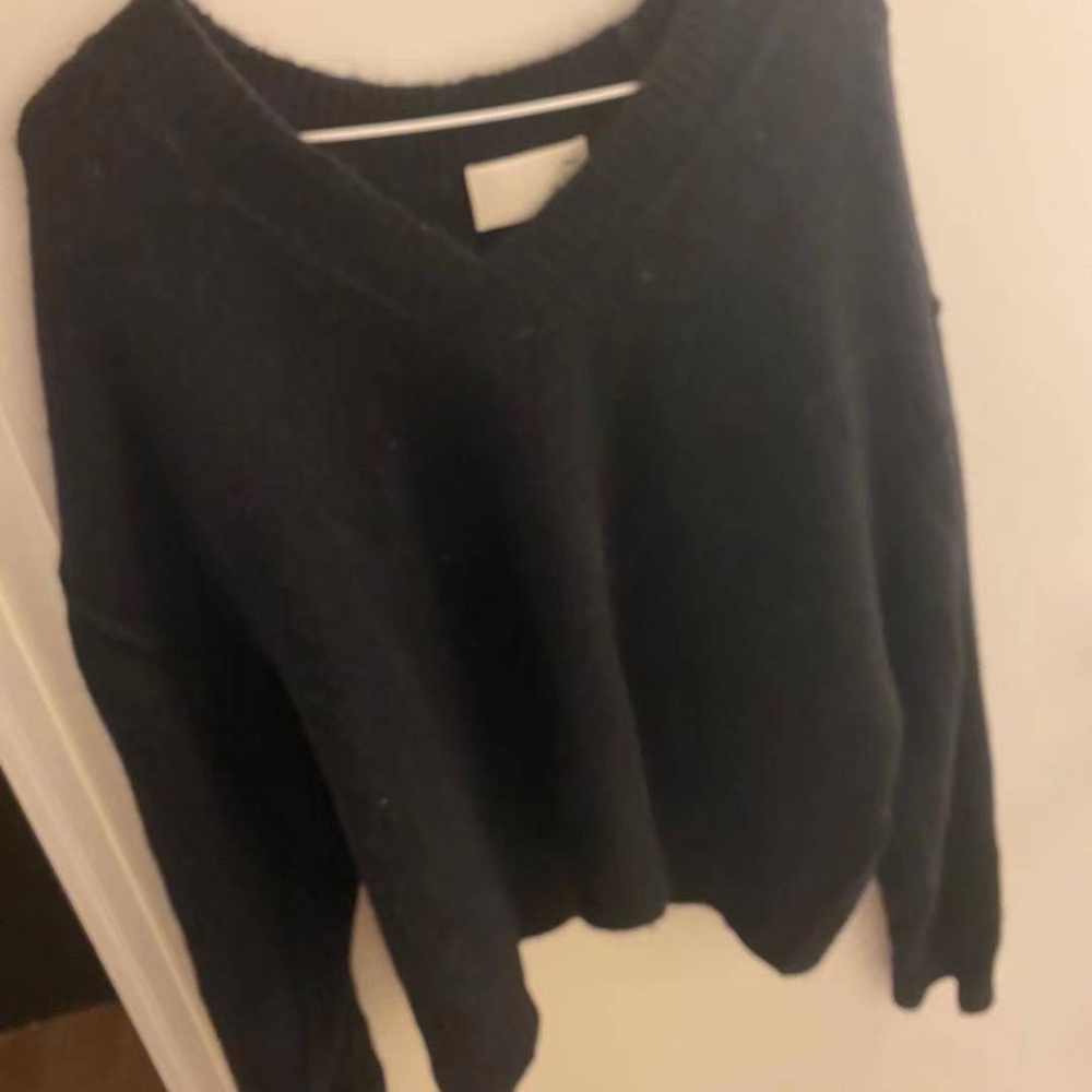 Wilfred free black sweater